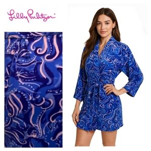 Lilly Pulitzer Plush Velour Coastal Blue Whispurr Elaine Robe - L
